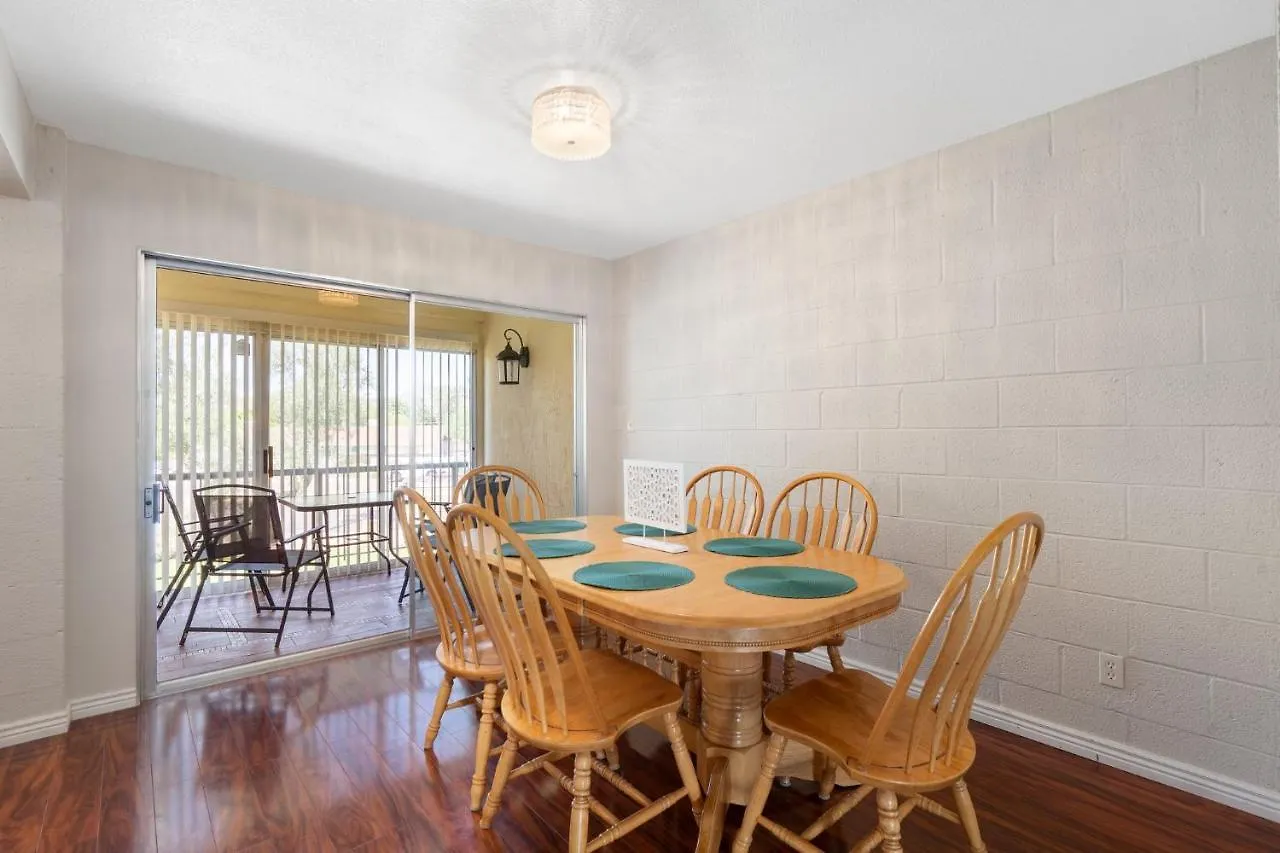 Desert Paradise In Arcadia ~ Pool, Hot Tub, Views! Phoenix Apartament